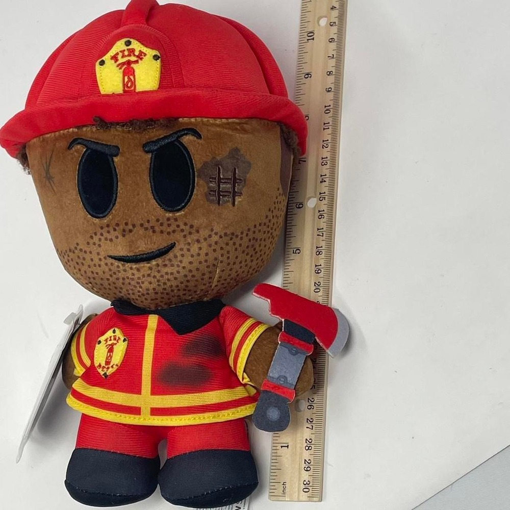 Jazwares Roblox Livetopia Roleplay Firefighter Plush with Virtual Item Code NWT - Picture 3 of 6